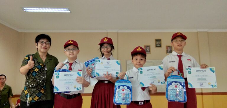 Pengumuman juara gasing sdk 4 bina bakti tasikmalaya